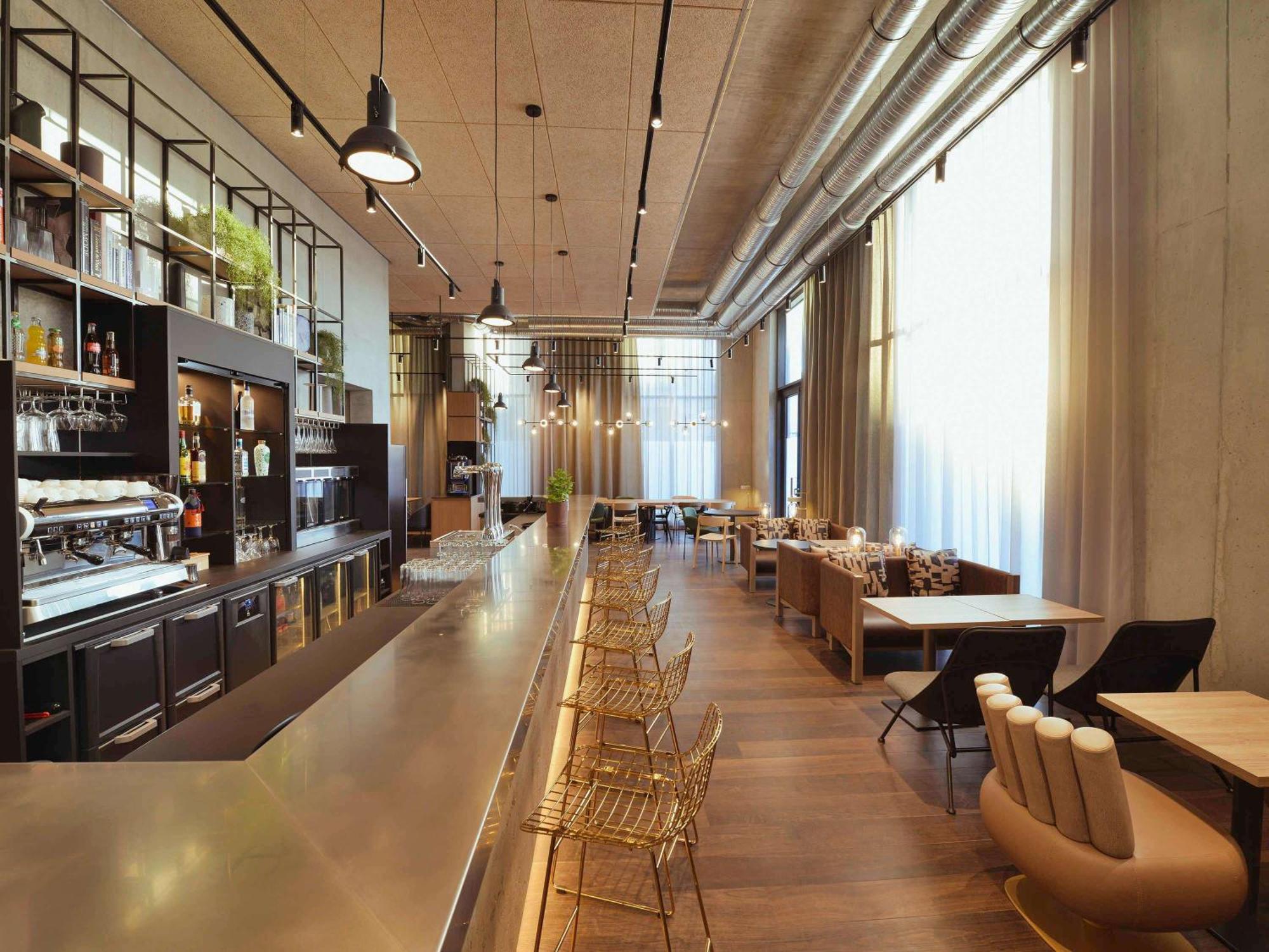 Novotel Centre - Porte De Geneve Hotel